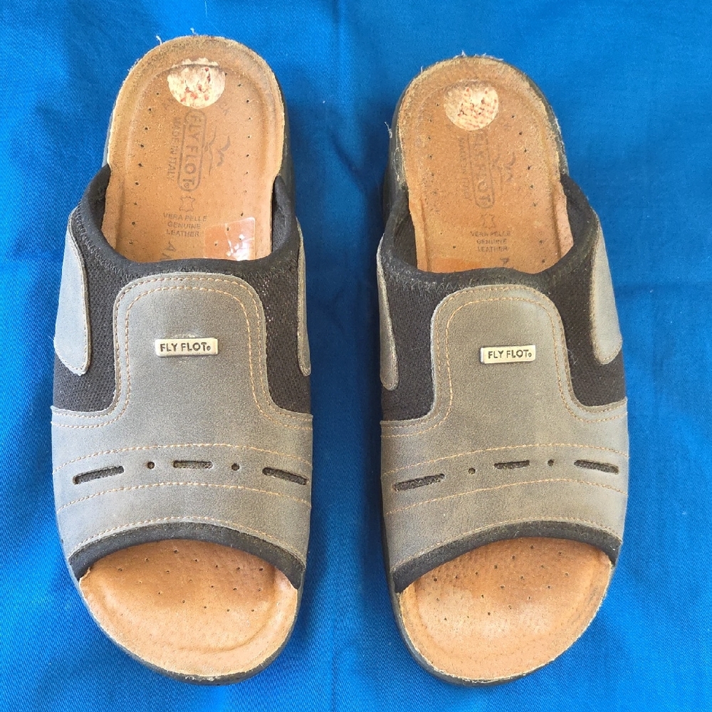 Fly Flot Men's Size 43 Dual-Tone Comfort Sandals